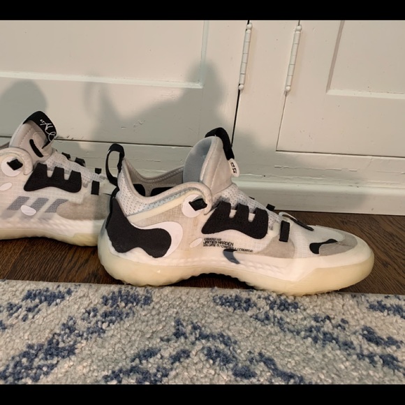 James Harden vol.5 Size 6 men - Picture 1 of 5